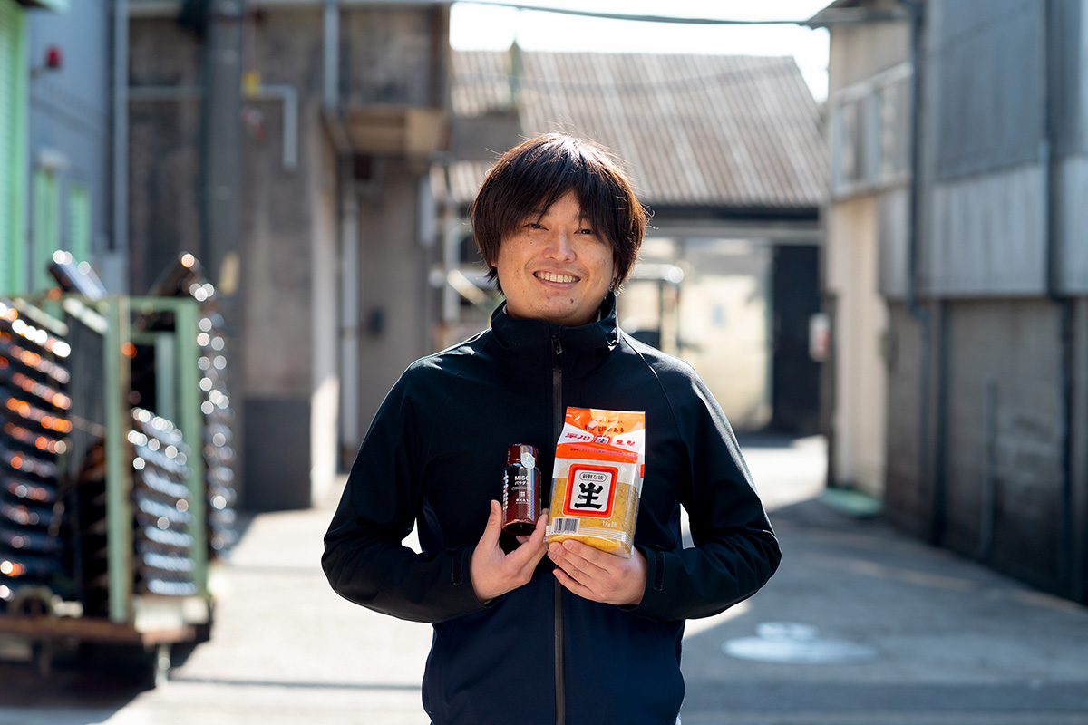 Meeting a Producer – Hayakawa Shoyu Miso Co., Ltd.: Initiatives of the Young Generation Looking Outside Japan